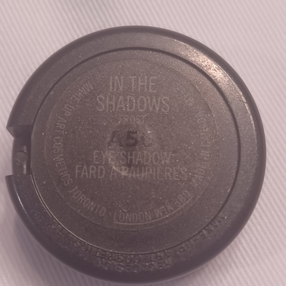 MAC IN THE SHADOWS eyeshadow Color Frost - Picture 3 of 4